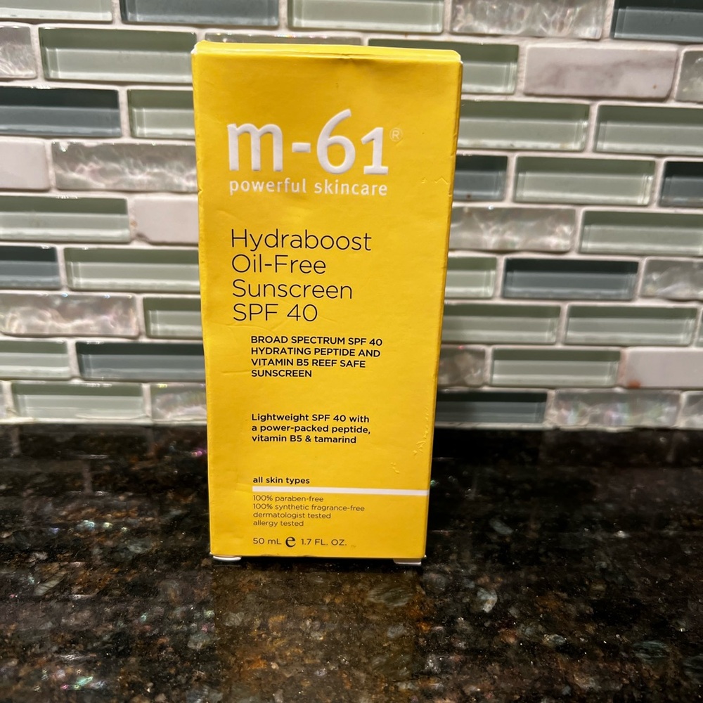 M-61 Yellow Hydraboost Oil-Free Sunscreen SPF 40